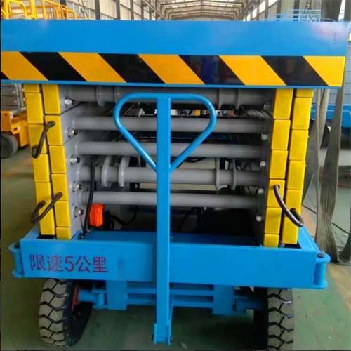 鋁合金高空作業(yè)登高車 高空作業(yè)起重設(shè)備 齊力現(xiàn)貨銷售圖片