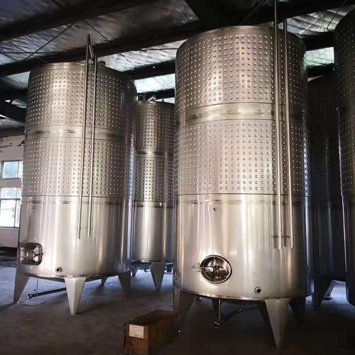 質(zhì)發(fā)酵罐  50立方外盤(pán)管大型攪公司:梁山成行機(jī)械設(shè)備二手發(fā)