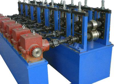 【熱銷冷彎成型設(shè)備 輥壓成型設(shè)備 全自動節(jié)省人力】價格,廠家,圖片,其他金屬制品、成型設(shè)備,濰坊潤銘機械廠-